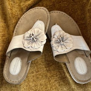White leather upper flower detail sandals. Croft and Barrow.